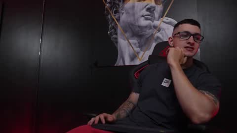 Jackson Olsen online show from November 19, 11:14 pm