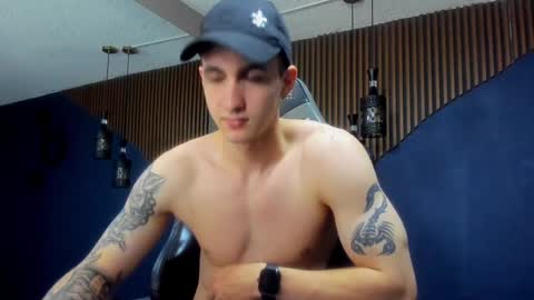 Snapshot of jacksonolsenn chatting on January 24, 3:02 pm Jackson Olsen online show from January 24, 3:02 pm