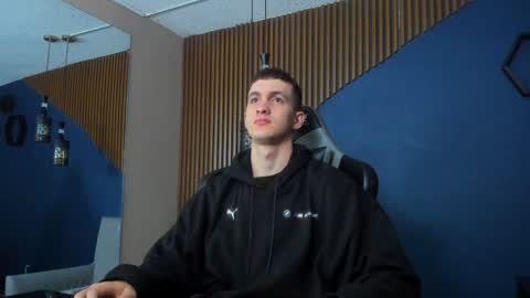 Snapshot of jacksonolsenn chatting on February 4, 12:11 pm Jackson Olsen online show from February 4, 12:11 pm