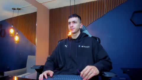 Snapshot of jacksonolsenn chatting on March 10, 11:55 am Jackson Olsen online show from March 10, 11:55 am