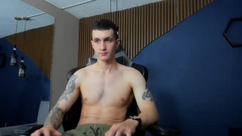 Snapshot of jacksonolsenn chatting on February 4, 3:15 pm Jackson Olsen online show from February 4, 3:15 pm