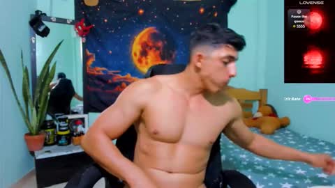 Snapshot of jacob_black21 chatting on September 21, 12:47 am jacob black online show from September 21, 12:47 am