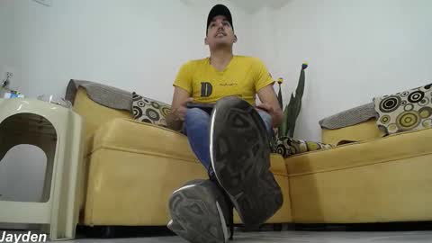 Jacob And Jayden online show from November 24, 7:01 pm