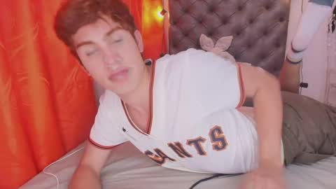 jacobelord online show from April 9, 2:01 pm