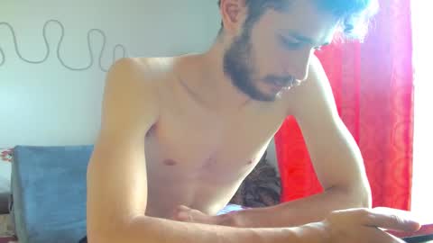 Snapshot of jacobmurphy2103 chatting on March 4, 4:09 pm JACOB ROBIN online show from March 4, 4:09 pm