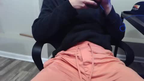 jacobraulsten01 online show from January 6, 4:49 am