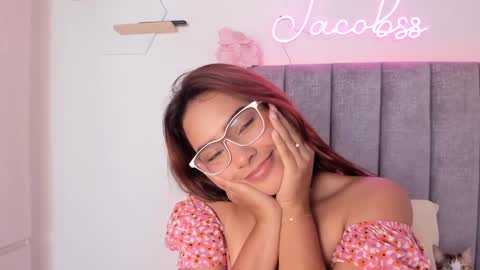Snapshot of jacobss_gh chatting on March 9, 1:04 am JACOBSS online show from March 9, 1:04 am