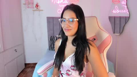 Snapshot of jacobss_gh chatting on September 20, 9:51 pm JACOBSS online show from September 20, 9:51 pm