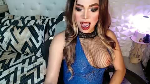 Jacque online show from January 25, 10:50 pm