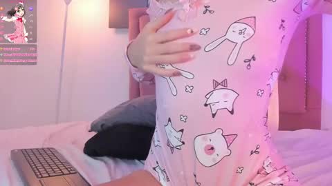 Snapshot of jade__20 chatting on February 6, 12:11 am Jade  online show from February 6, 12:11 am