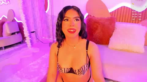  Jade Bonnet online show from November 19, 12:15 pm