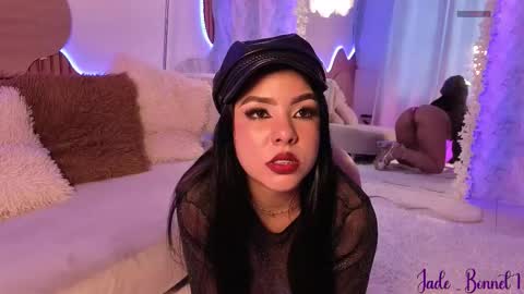  Jade Bonnet online show from January 14, 12:02 pm