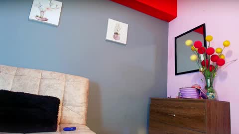 Snapshot of jade_brunnette chatting on September 24, 8:15 pm Jade Brunete online show from September 24, 8:15 pm