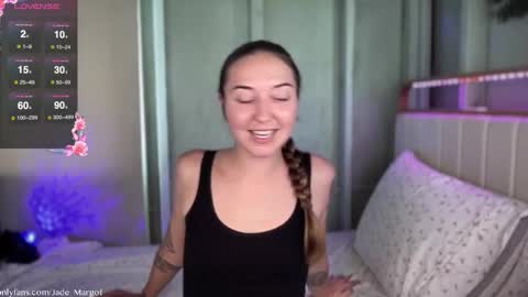 Jade Margot online show from November 24, 11:25 pm