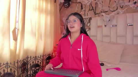 ade online show from October 28, 3:02 pm