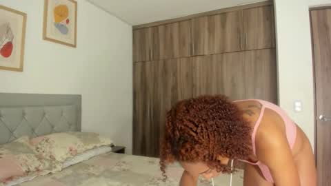 Jade smile online show from March 9, 1:27 pm