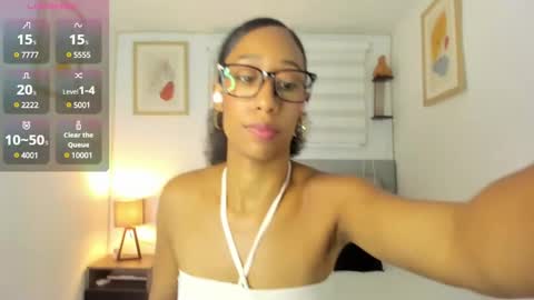 Jade smile online show from March 6, 4:28 pm