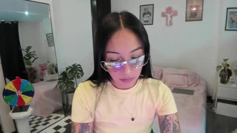 Jade  independent model online show from April 17, 1:02 pm