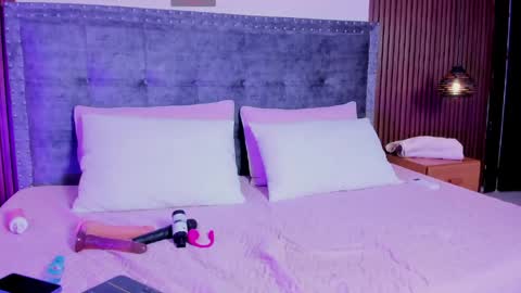 karlla scarlet online show from April 15, 4:16 am