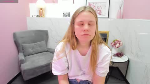 Jade online show from January 9, 2:54 am