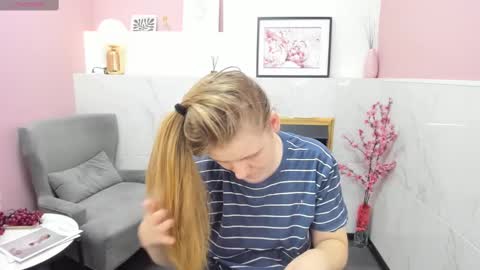 Jade online show from March 7, 3:51 am