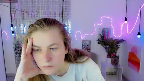 Jade online show from October 24, 8:31 pm