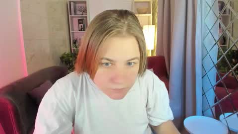 Jade online show from September 17, 8:56 pm