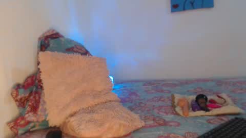 Snapshot of jade_watson19 chatting on September 12, 2:46 am Jade Watson online show from September 12, 2:46 am