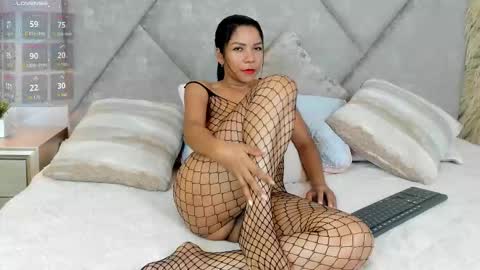 Alanis Cooper online show from February 5, 7:01 am