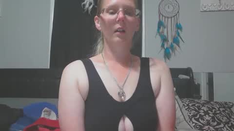 JadeLuv online show from April 22, 1:02 am