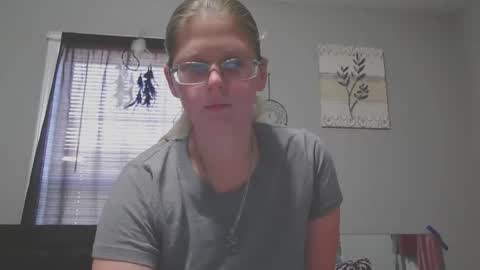 JadeLuv online show from December 20, 4:58 pm