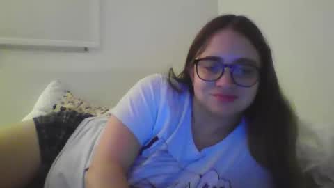 Snapshot of jademonroe0522 chatting on October 18, 9:02 am jademonroe0522 online show from October 18, 9:02 am