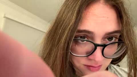 Snapshot of jademonroe0522 chatting on October 23, 9:33 am jademonroe0522 online show from October 23, 9:33 am
