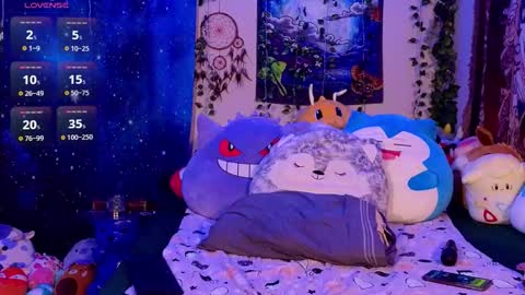 jadeplant online show from November 29, 10:06 pm