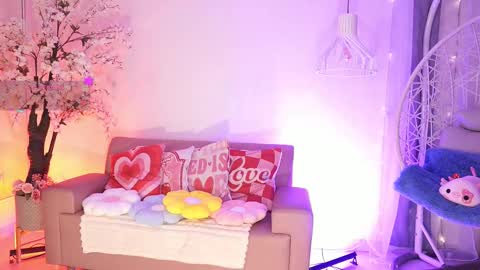 Jade Summer online show from March 18, 11:38 am