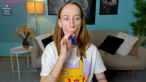 Jeidi online show from March 4, 8:28 pm