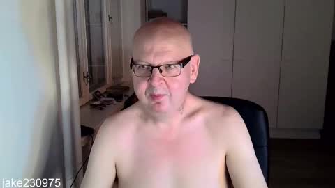 Jake2309 online show from November 4, 8:21 pm