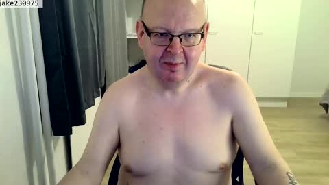 Jake2309 online show from May 3, 7:20 pm