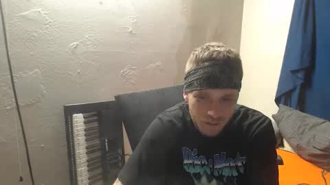 showingitoff online show from October 10, 3:45 am