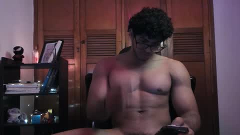 jake_hill1 online show from September 12, 5:09 am