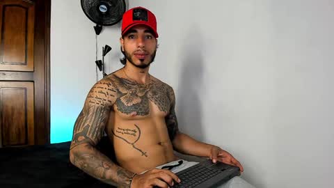 Santiago online show from January 17, 12:20 am