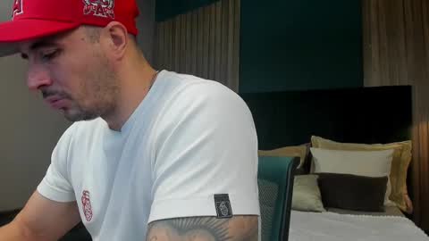 jakestone_1 online show from November 30, 2:18 am