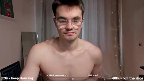 Snapshot of jame_flow chatting on March 10, 10:28 am Hey there Im Jame online show from March 10, 10:28 am