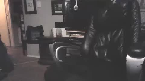 james091979 online show from November 25, 10:30 pm