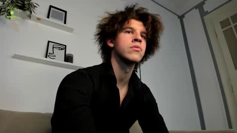 James online show from October 19, 5:06 pm