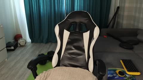 James online show from February 5, 1:22 pm