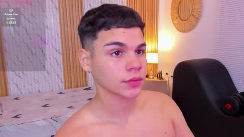 James online show from October 23, 8:53 pm