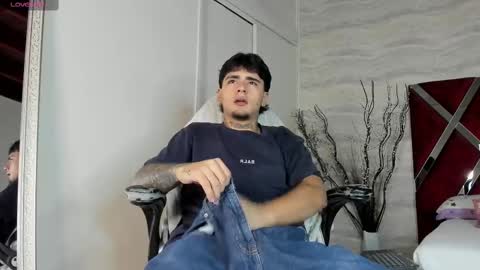 Snapshot of jamesdekker chatting on September 25, 8:49 pm jamesdekker online show from September 25, 8:49 pm