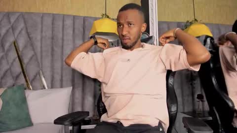 James  online show from March 4, 12:07 am