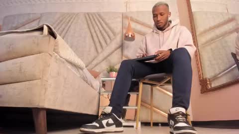 James  online show from February 23, 11:33 am